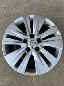 Nissan Sentra OEM wheels w/wheel covers