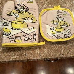 Funny New Oven Glove And Mitt Set Shipping Available 