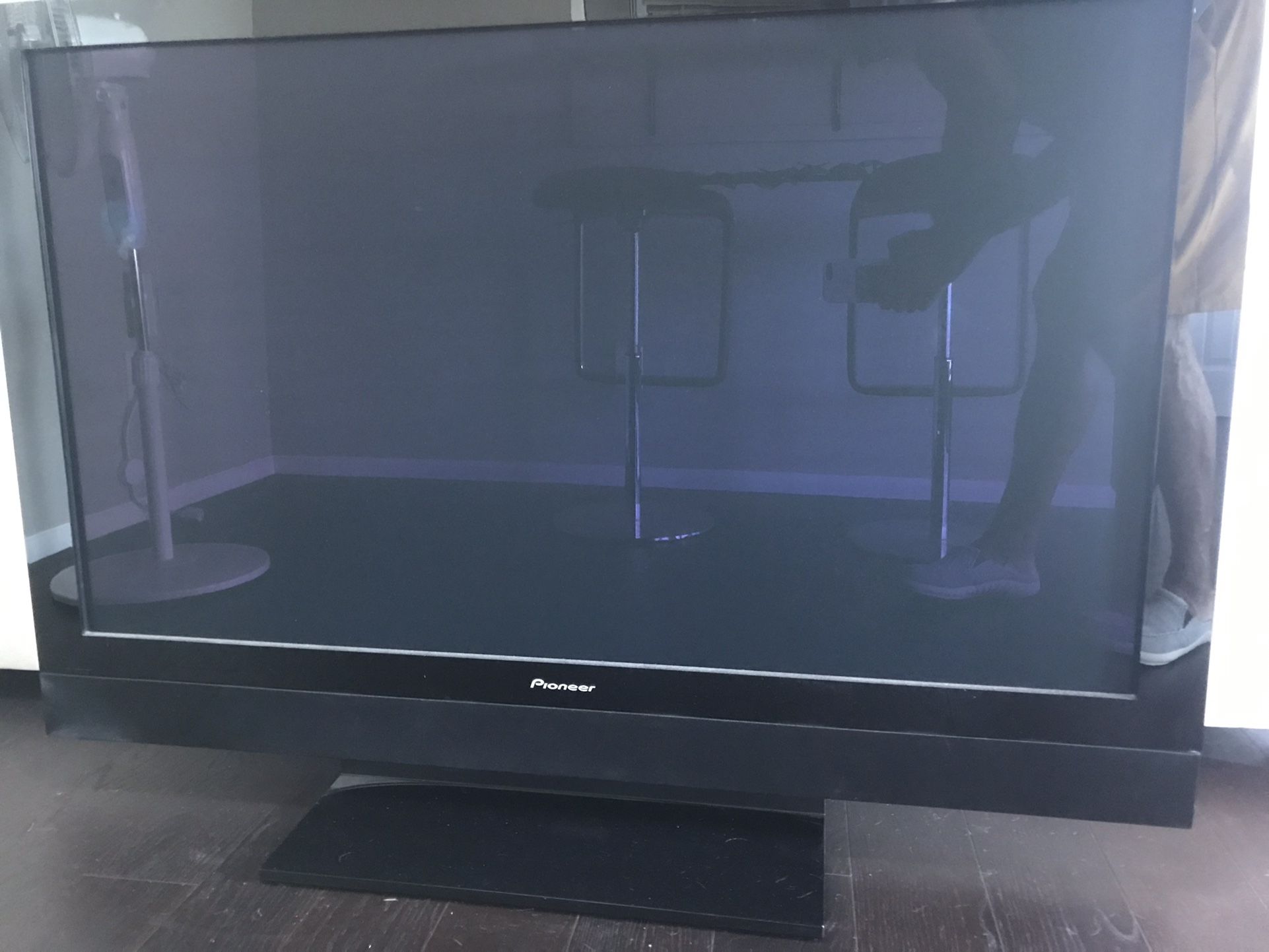 Pioneer KURO PDP-5010FD 50” 1080P HD Plasma TV