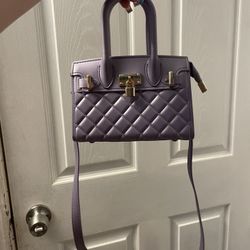 Small Windsor Locket Purse 