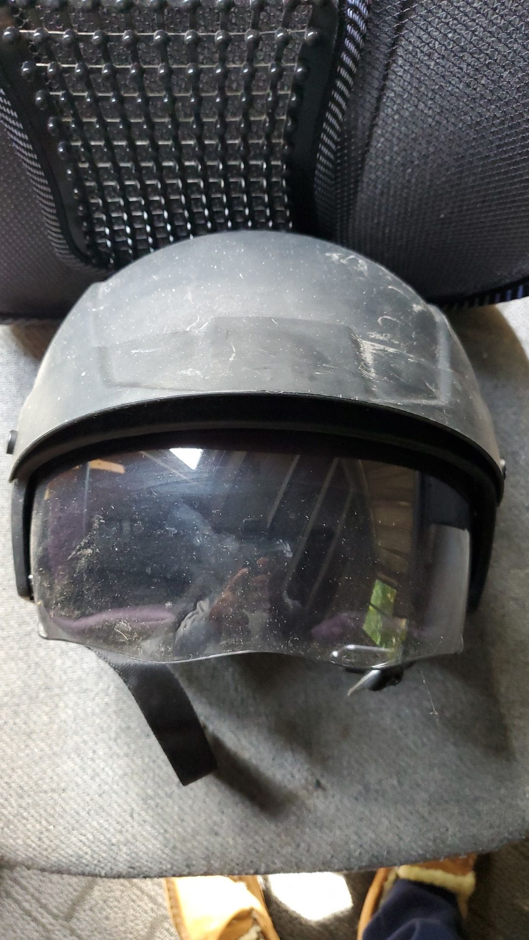 Motorcycle helmet