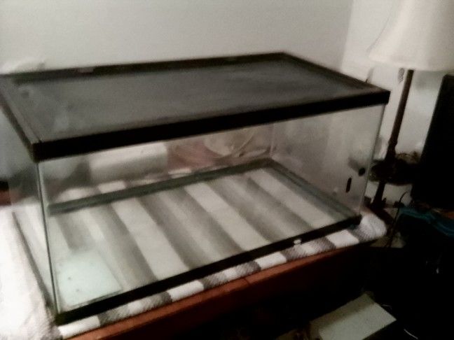 Large Aquarium H-16" L-36" W-18" Inches