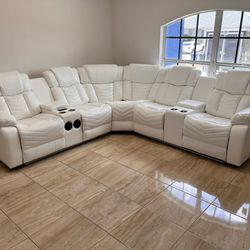 Brand New Power Reclining Sectional Sofa / Sofa Seccional Reclinable Nuevo a Estrenar …. Fast 🚚