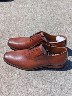 Men's Size 11 Dress shoes (New)