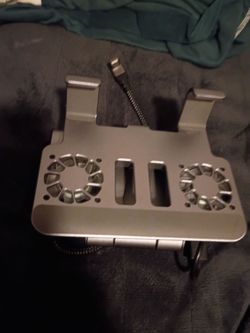 6-in-1 Gaming Docking Station