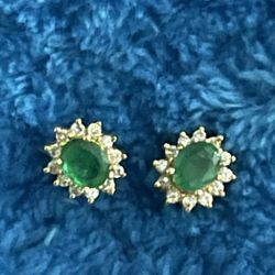 Diamond And Emerald Earings