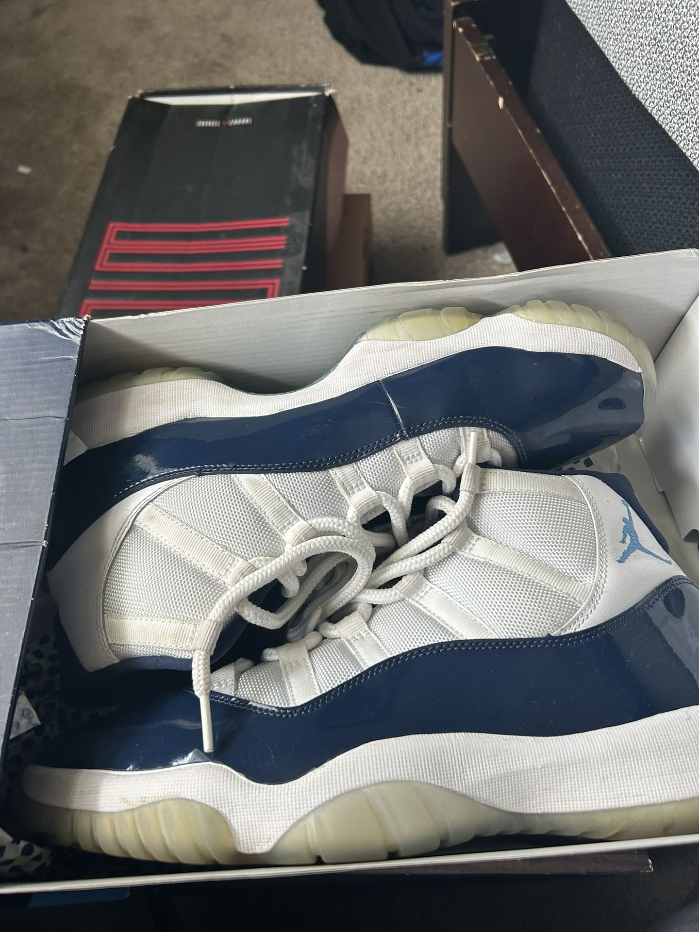Jordan 11 unc
