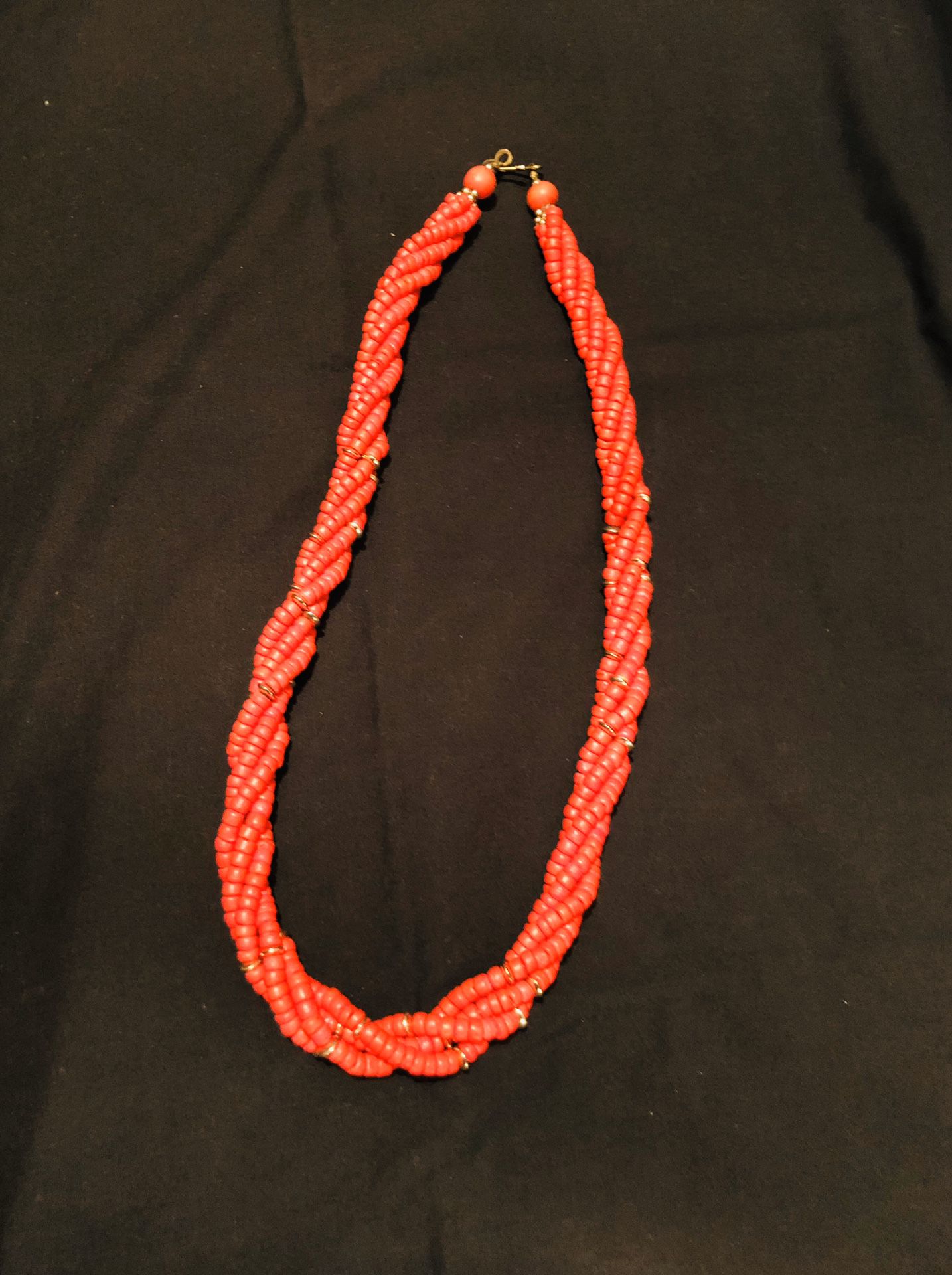 Red coral twisted necklace