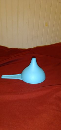TUPPERWARE
