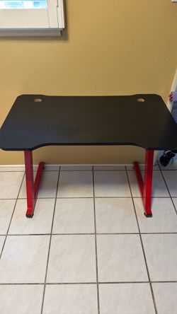 gameing desk
