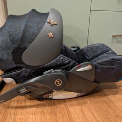 CYBEX Cloud Q Infant Car Seat with SensorSafe Jewels of Nature - exp. Date: 08/2028