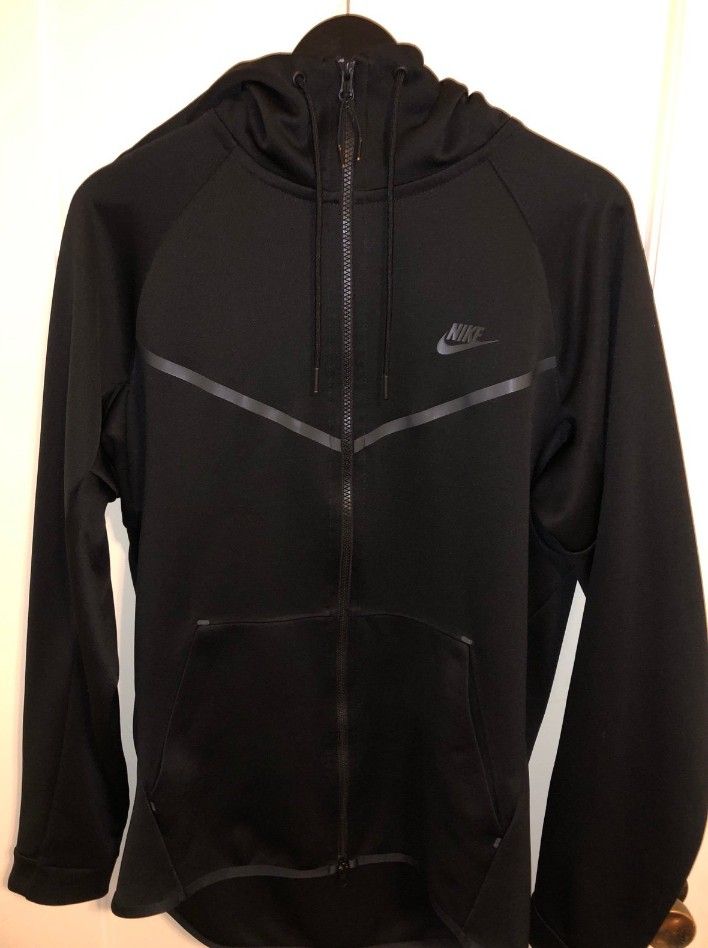 Black Nike zipper Hoodie size L