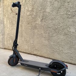 Electric scooter