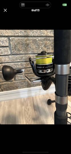 10ft ugly Stik Penn pursuit iv 6000 mono $140 8ft Berkley Penn