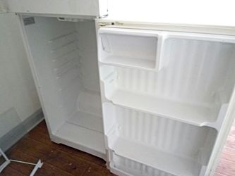 Mini fridge
