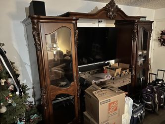 Oak Entertainment Center, Oak Table With 5 Chairs