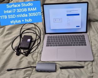 Microsoft Surface Laptop Studio 14" + Stylus + Hub Gaming nVidia RTX 3050Ti Intel i7 32GB 1TB SSD Windows PC