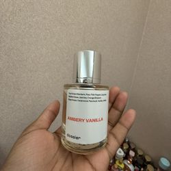 Dossier ambery vanilla