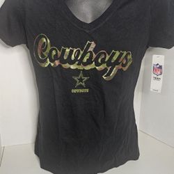 NFL Team Apparel Dallas Cowboys Camo V-Neck Fashion Tee Womens Small 