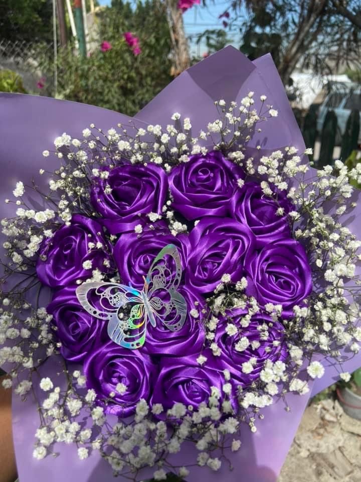 Ramos Rosas Y Dinero ❤️