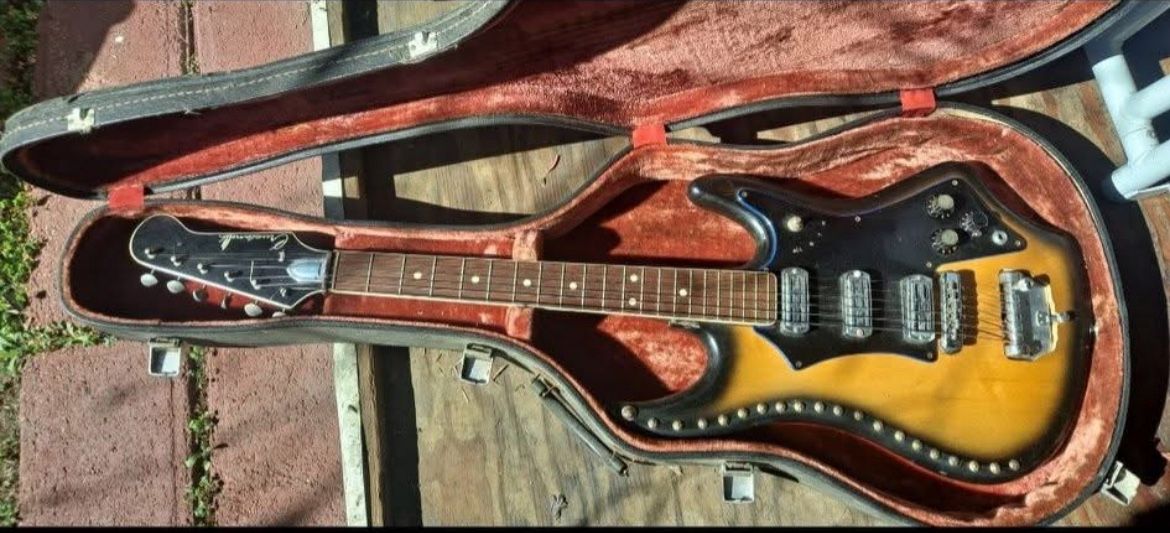 Vintage 1960s Crucianelli Panoramic electric guitar