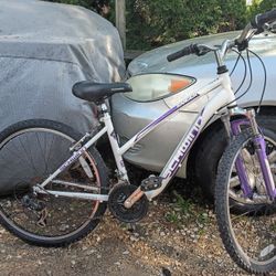 SCHWINN Ranger Mountain Bike Ready To Ride 
