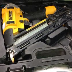 Dewalt Finish Nailer
