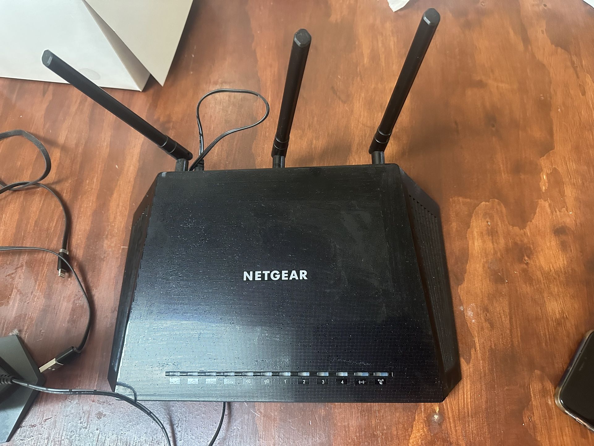 NETGEAR Smart Wi-Fi Router 