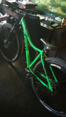 Trek Skye S 29er Womens Mountain Bike  Green