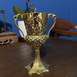 Hufflepuff cup (The Noble Collection)