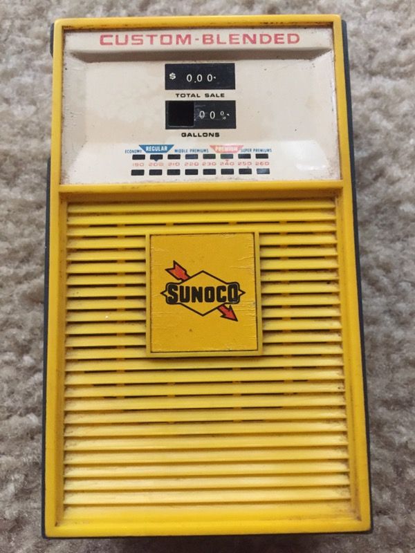 Sunoco Gas Pump Transistor Radio