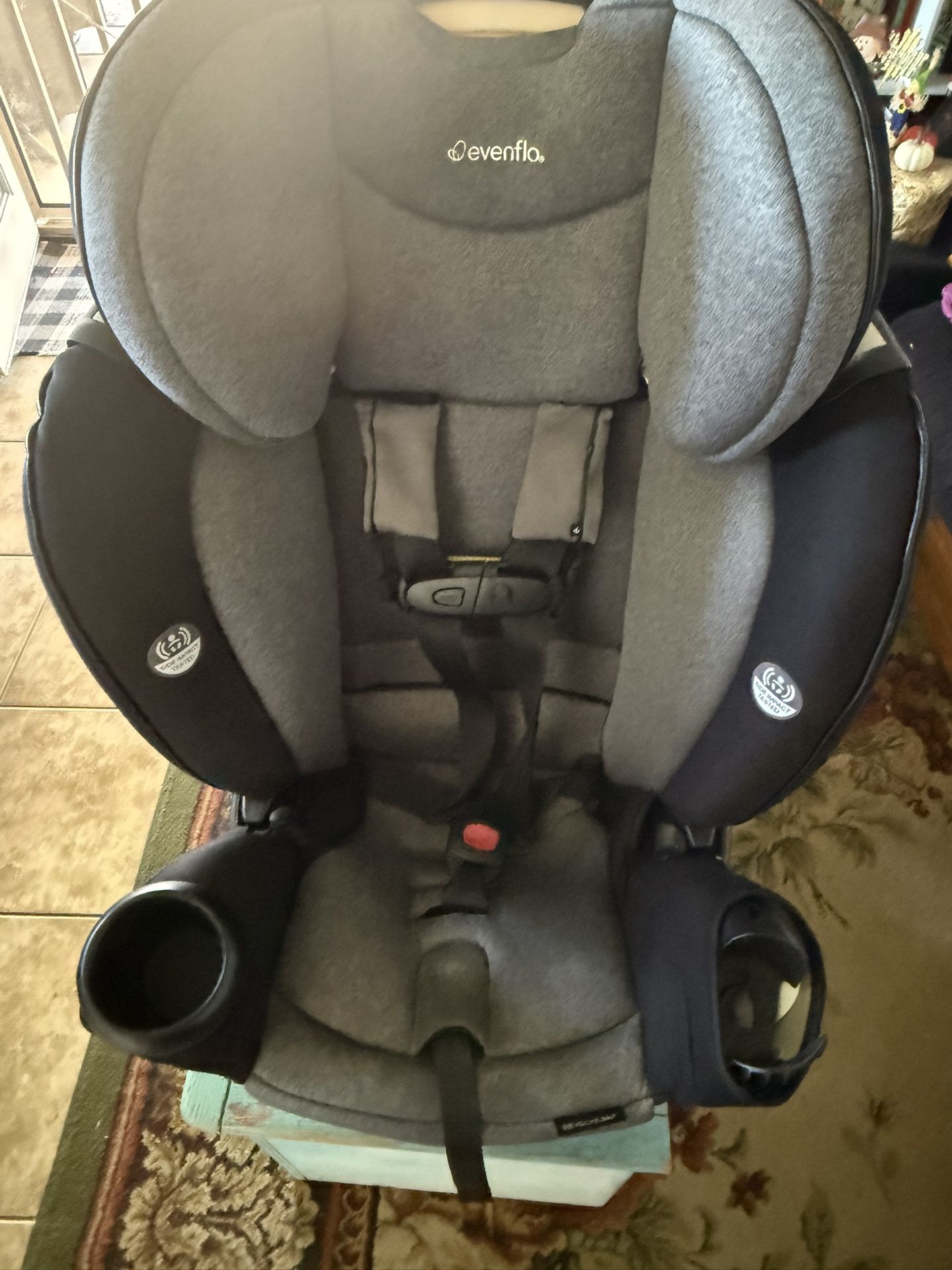 Even Flo Rotating 360 Car Seat