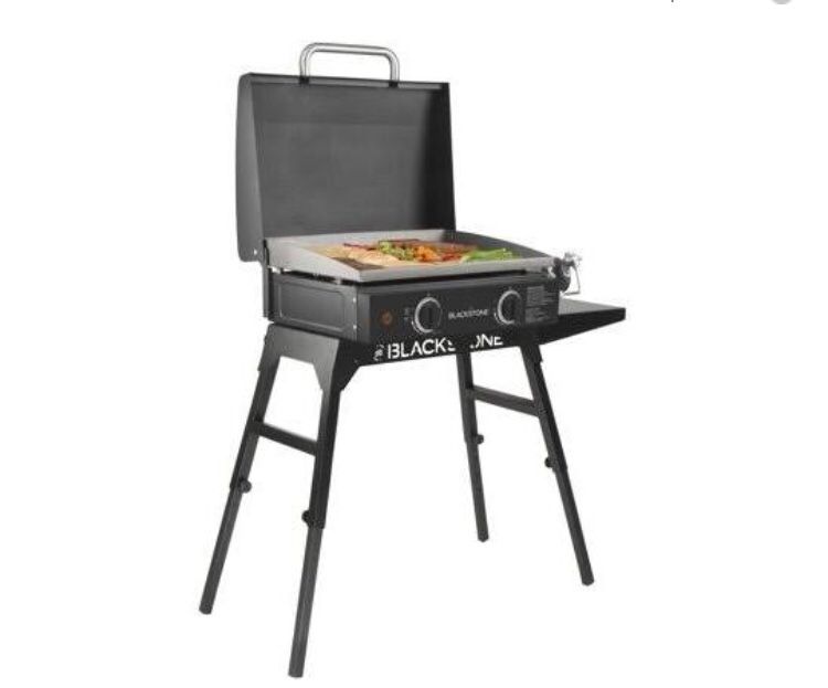 Blackstone 22 in. Griddle with Hood, Legs, and Bulk Adapter Hose, Black 1833