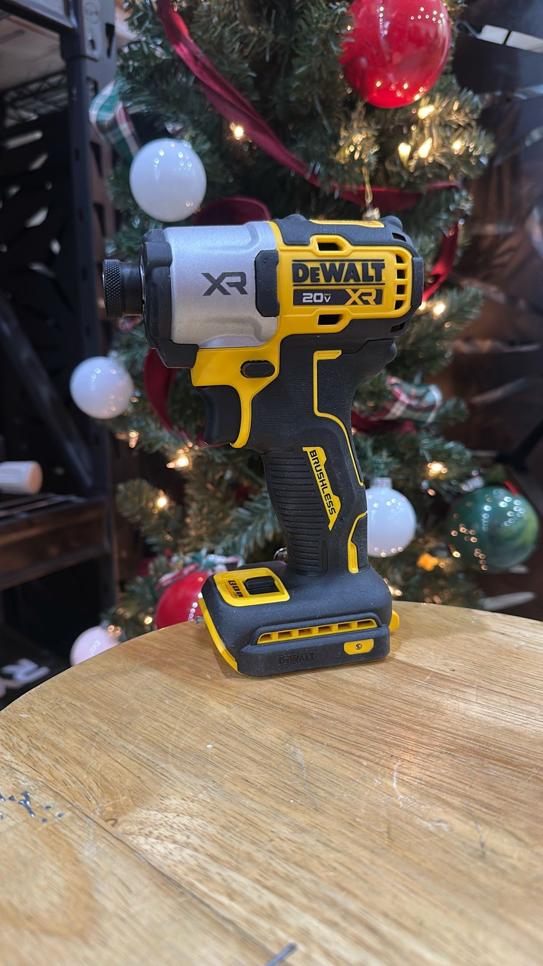DEWALT 20V MAX XR Cordless Brushless 1/4 in. 3-Speed Impact Driver (Tool-Only)