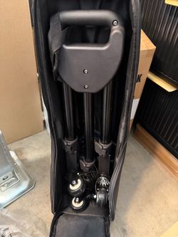 HTURS heavy-duty video tripod