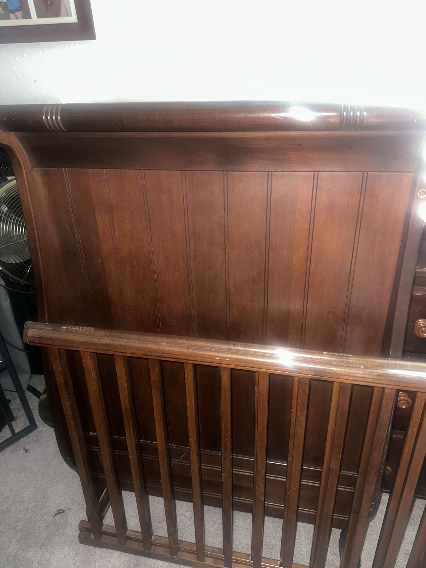 Crib And Dresser/changing Table
