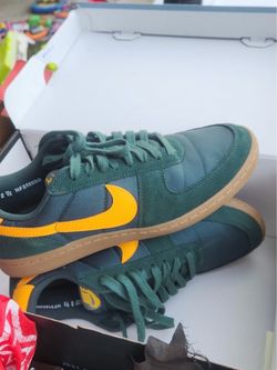 Men’s shoes