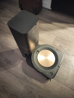 Irobot Roomba Self Emptying & Auto Charge Vacuum