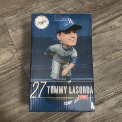 27 Tommy Lasorda 