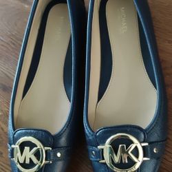 MK FLAT SHOES