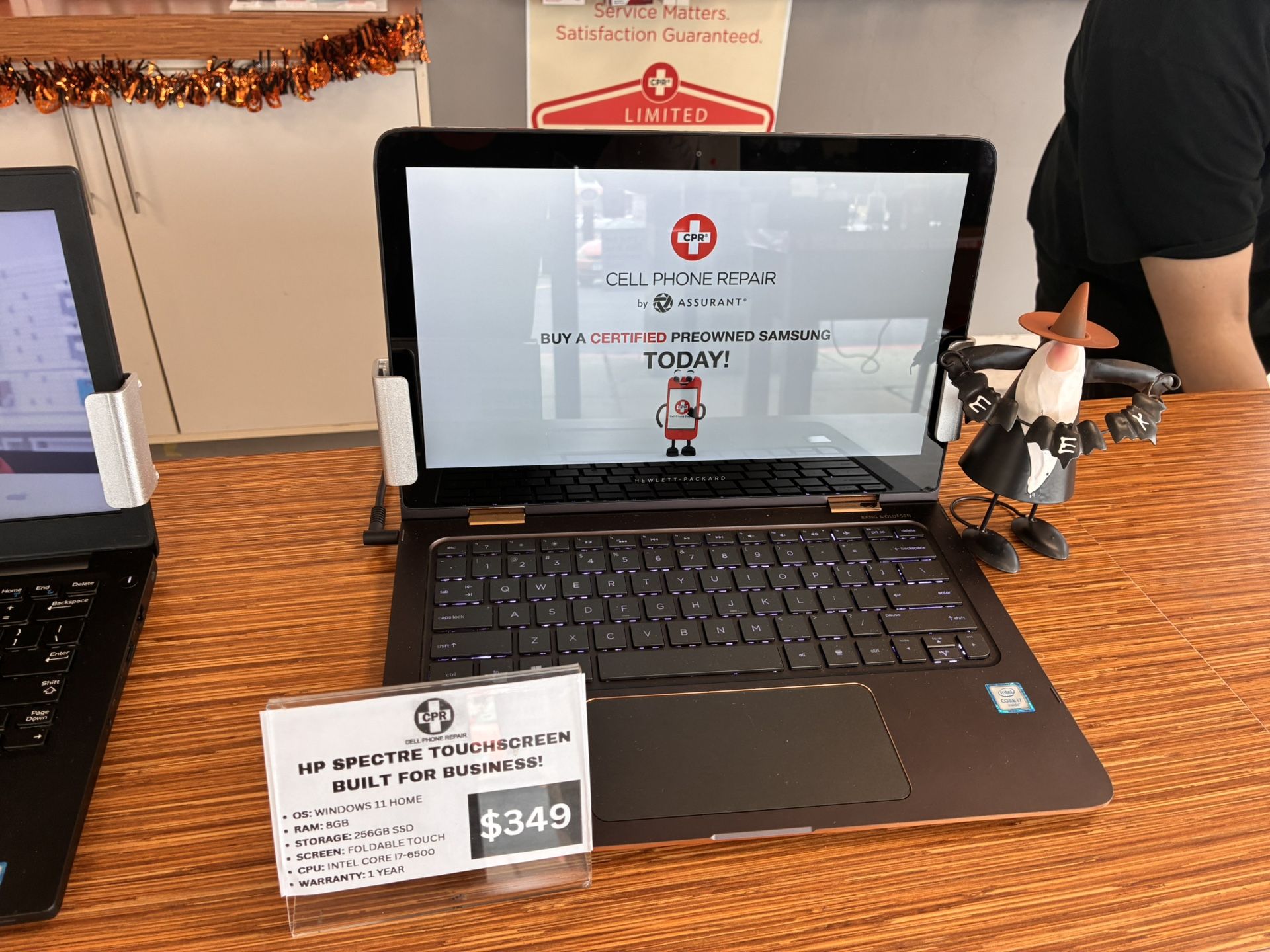 HP Spectre Touchscreen Laptop – $349 (Orland Park)