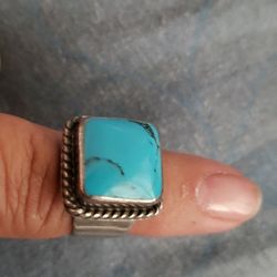Sterling silver turquoise ring