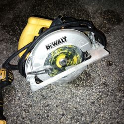 DeWalt Circular Saw