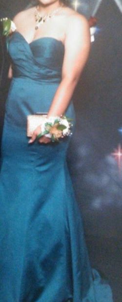 Prom dress green