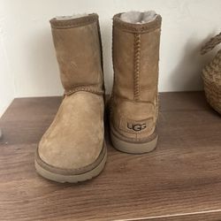 Kids Uggs 