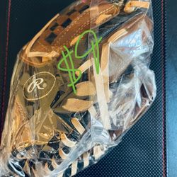 Kids Rawlings Baseball Glove (like New)