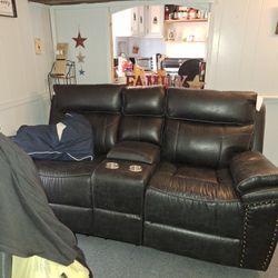 Couch and love seat recliner with charger hookup black family size
