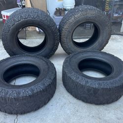 315/70 R17