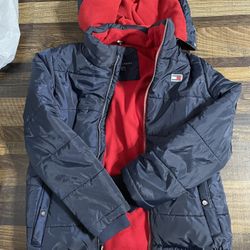 Tommy Hilfiger Puffer With Hood 