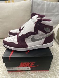 Jordan 1 Retro Bordeaux Size 11
